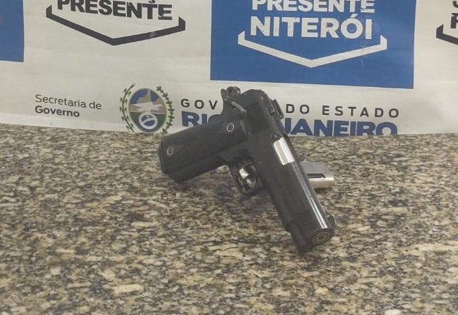 Gun "Toy Story" é preso em Niterói