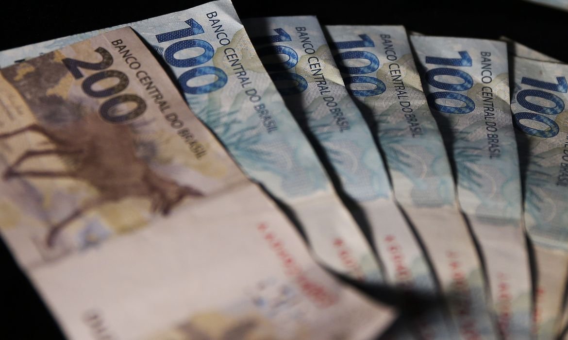 Poupança registra retirada líquida de R$ 20,1 bilhões em janeiro