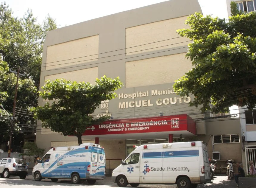 Delegado é baleado em tentativa de assalto no Centro