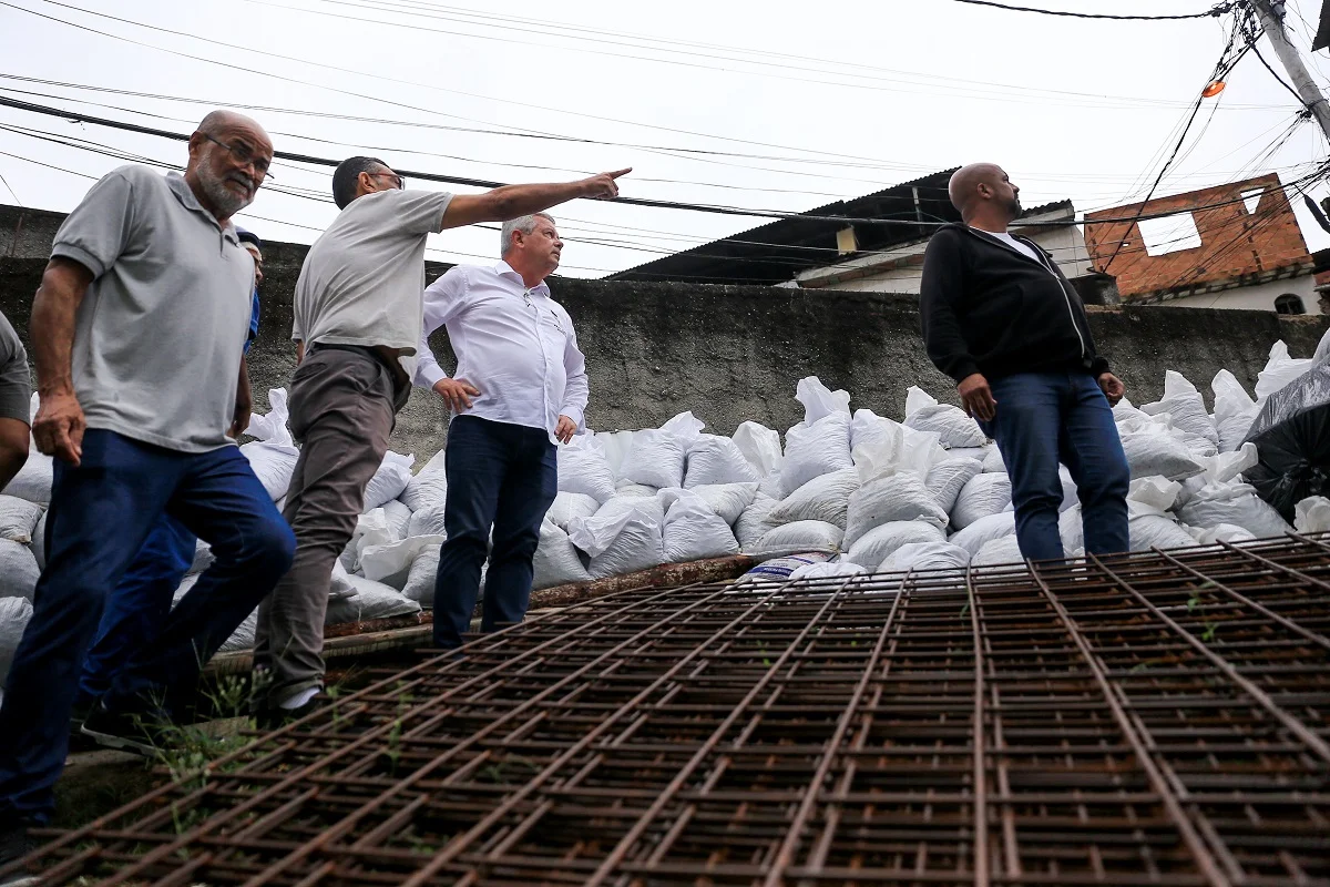 Prefeitura vistoria obras na Comunidade do Caranguejo