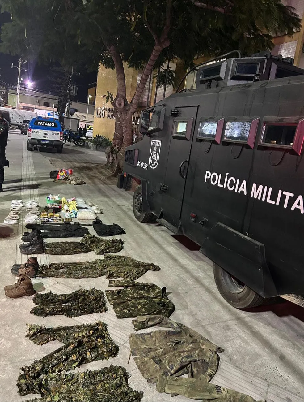 Acampamentos do crime são desmantelados pela PM em Cabo Frio