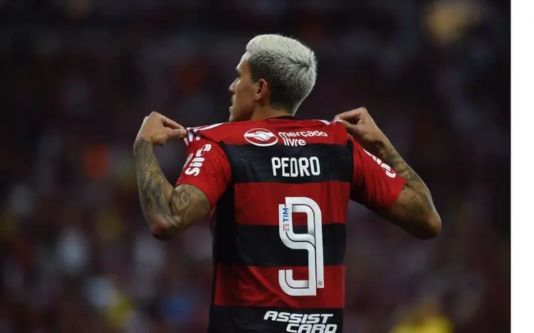 Flamengo arrasa o Aucas e se classifica com facilidade para as oitavas da Libertadores