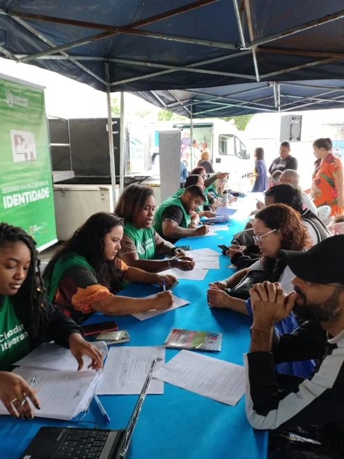 Mais de 300 pessoas se reúnem para Cidadania Itinerante