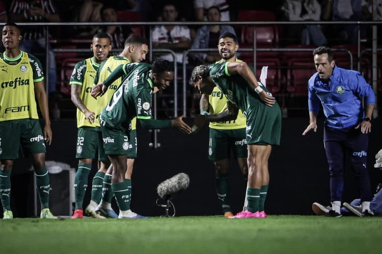 Palmeiras vence clássico contra o São Paulo