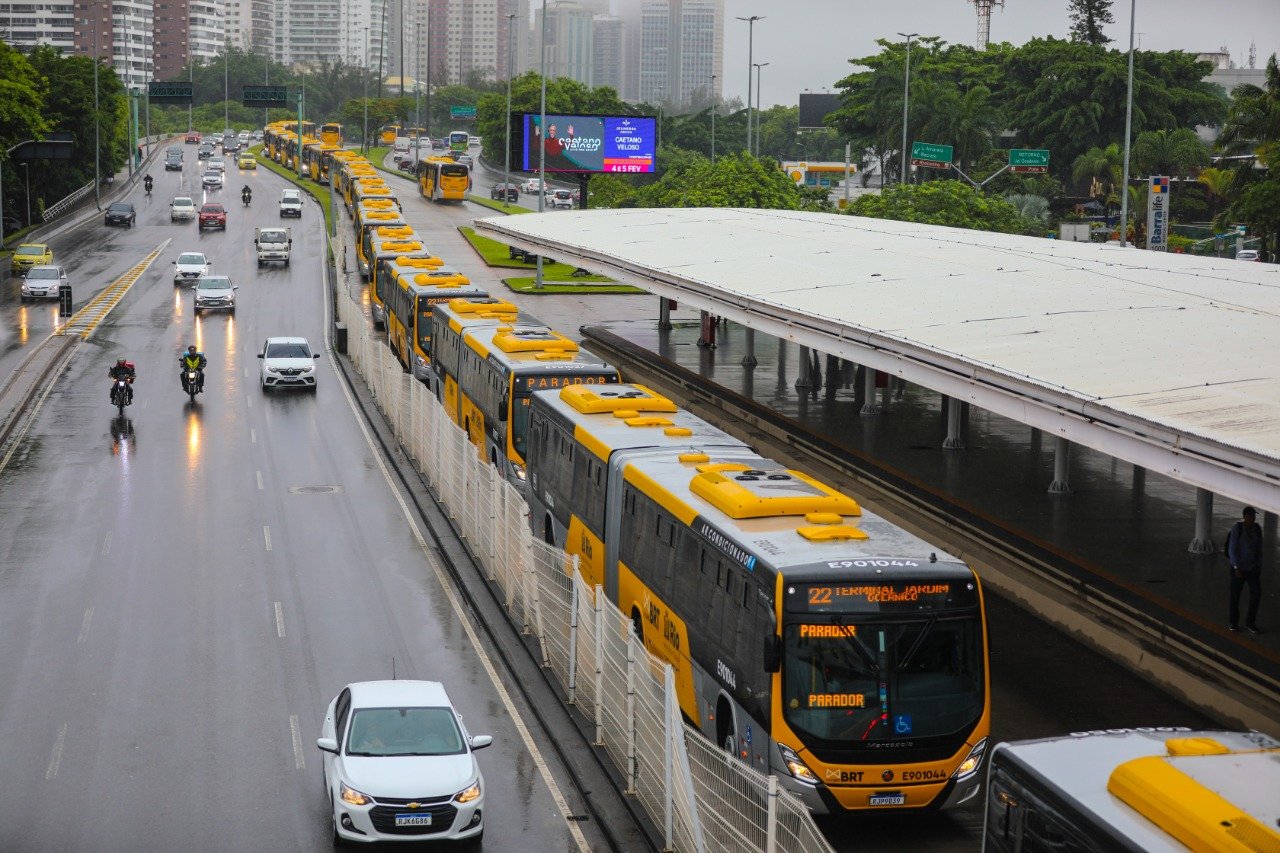 BRT Transbrasil inicia operação com viagem inaugural
