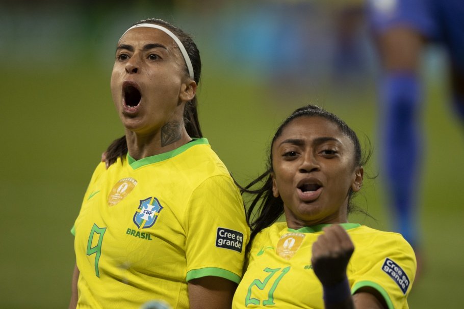 Seleção Brasileira Feminina sobe no ranking mundial da FIFA