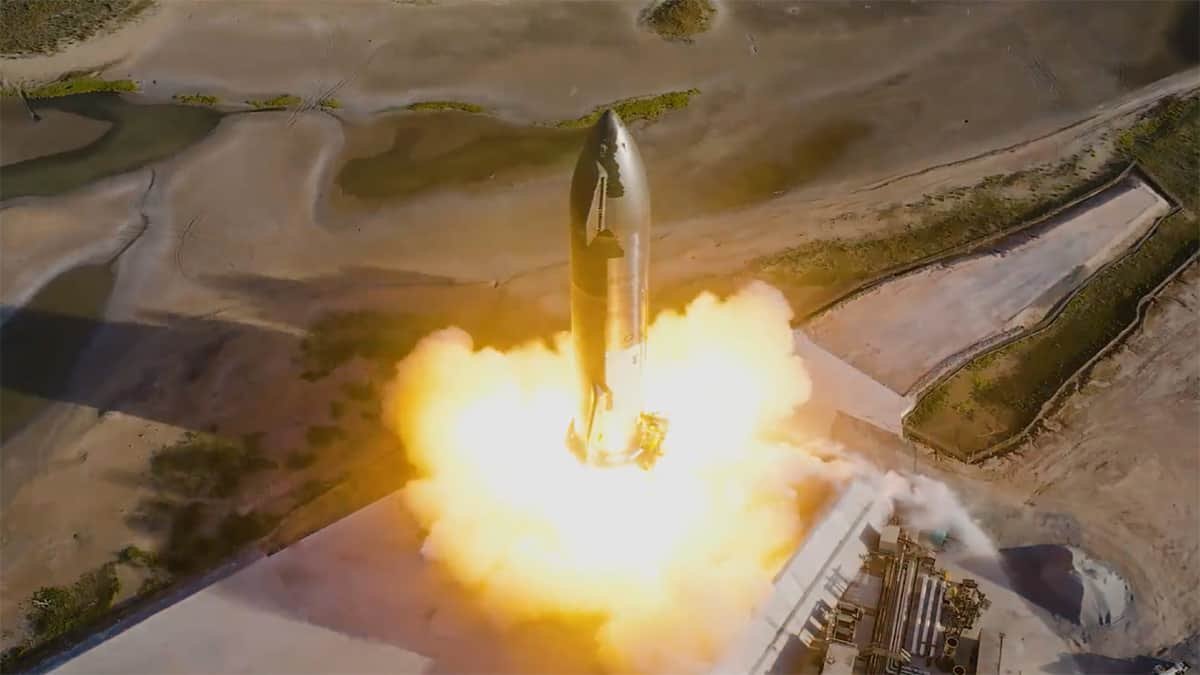 SpaceX testa novo motor para o maior foguete do mundo em protótipo