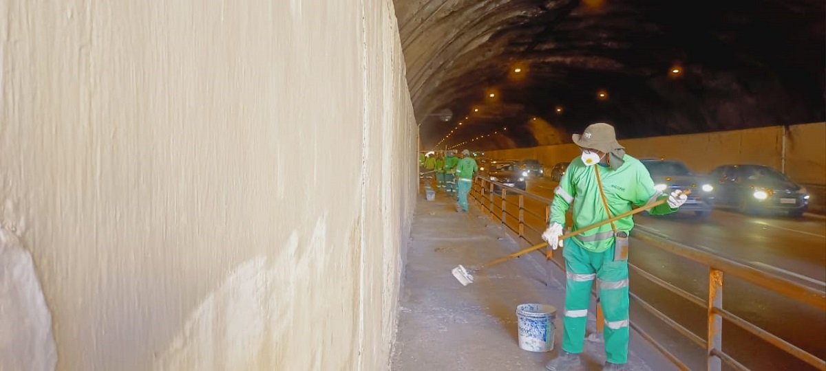 serviço de manutenção e limpeza no Túnel Raul Veiga
