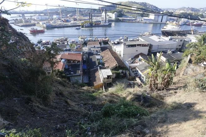 Após assassinato de policial, Morro da Penha teme chegada do tráfico
