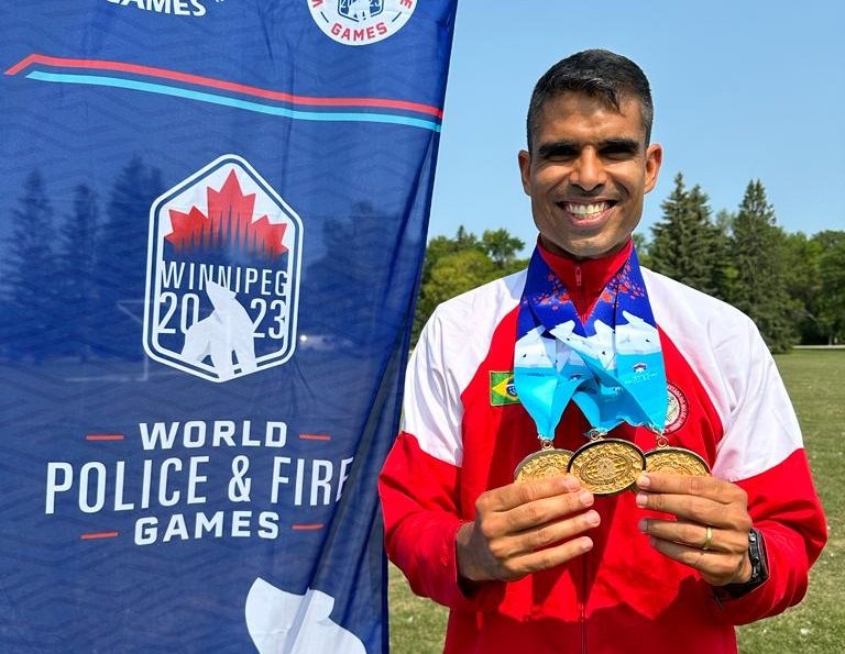 Bombeiro do RJ é bicampeão de maratona internacional