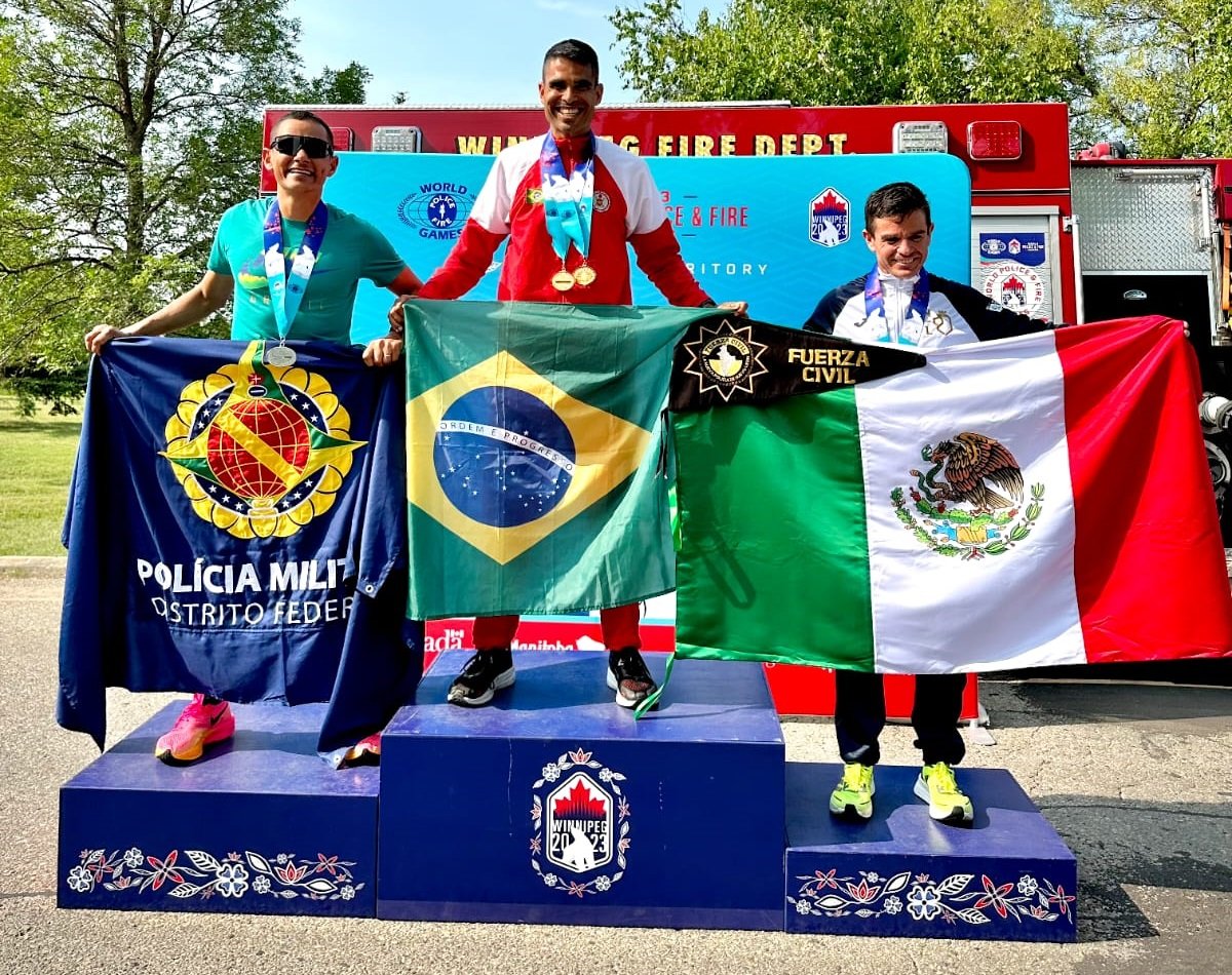 Bombeiro do RJ é bicampeão de maratona internacional
