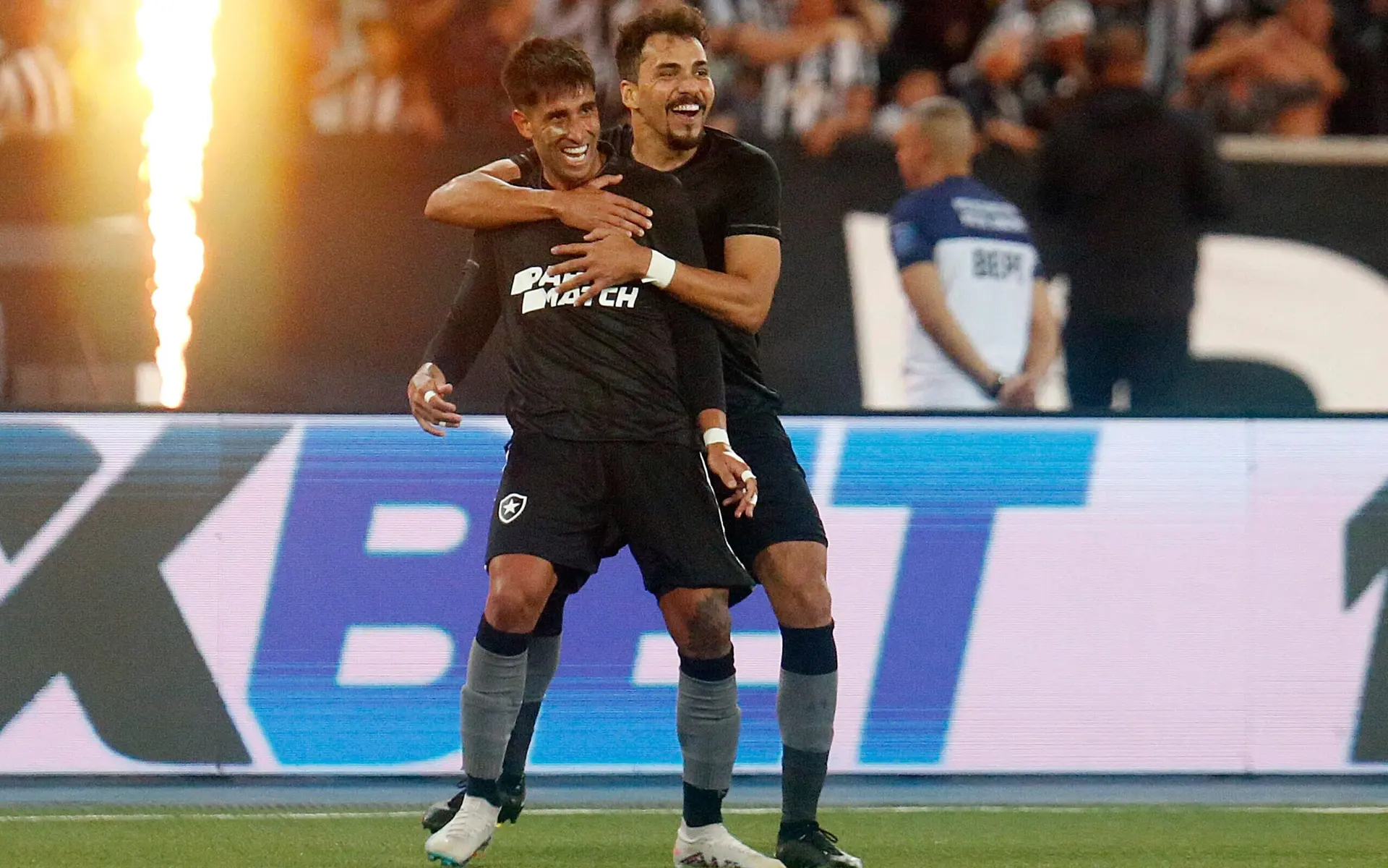 Botafogo supera Red Bull Bragantino e estabelece marca histórica no Brasileirão
