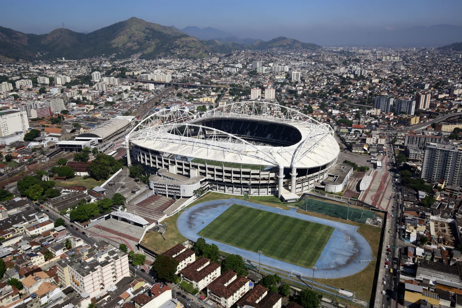 Maracanã fechado: Qual preço para alugar o Estádio Nilton Santos