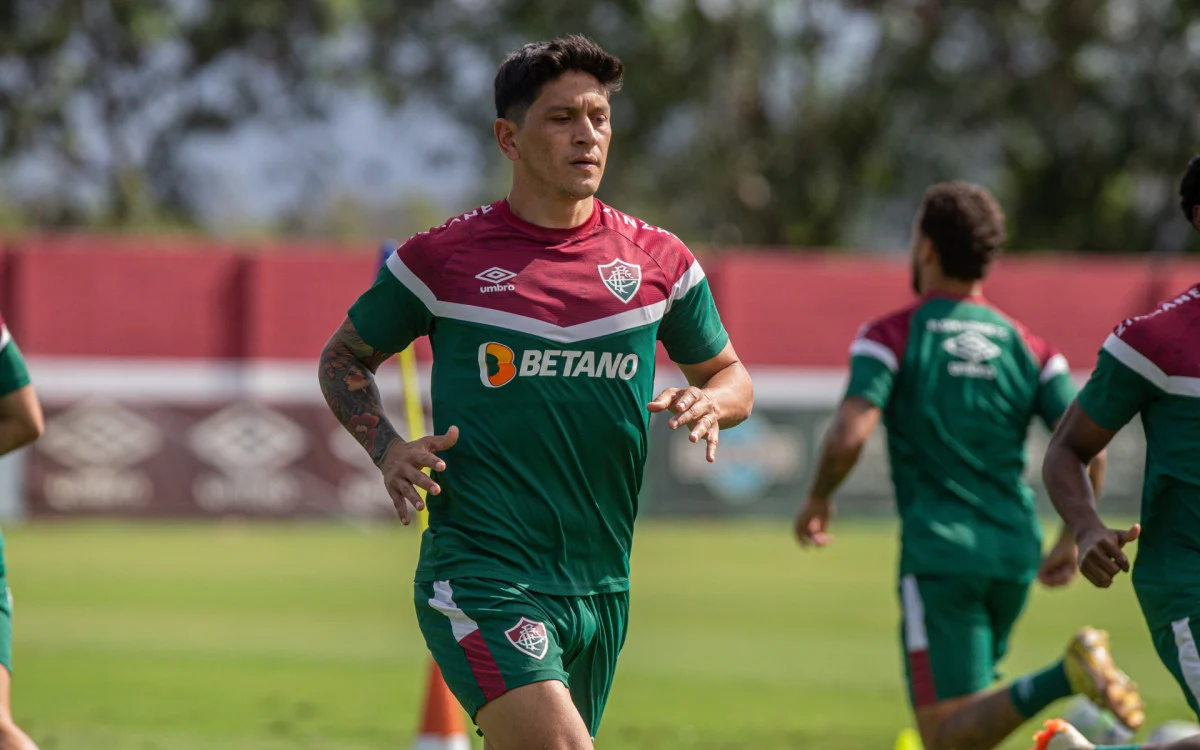 Cano ficará fora do próximo jogo do Fluminense pela primeira vez após 53 partidas