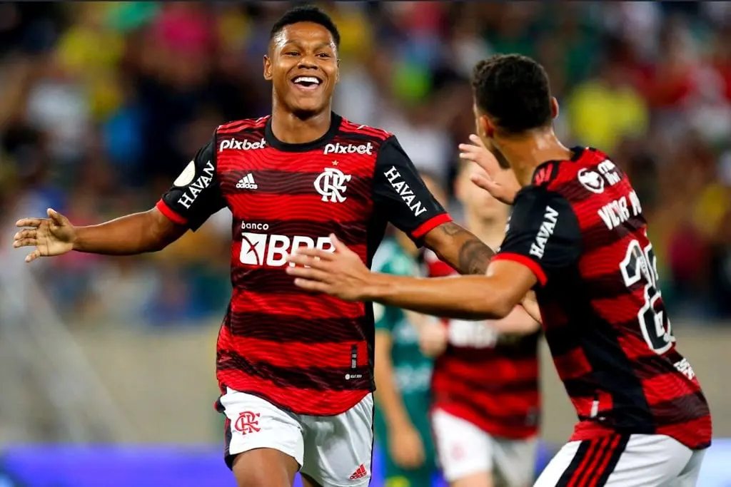 Flamengo e Grêmio duelam pela Copa do Brasil