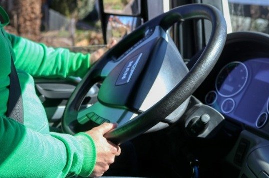 Dia do Motorista: alegrias e desafios de quem vive atrás do volante