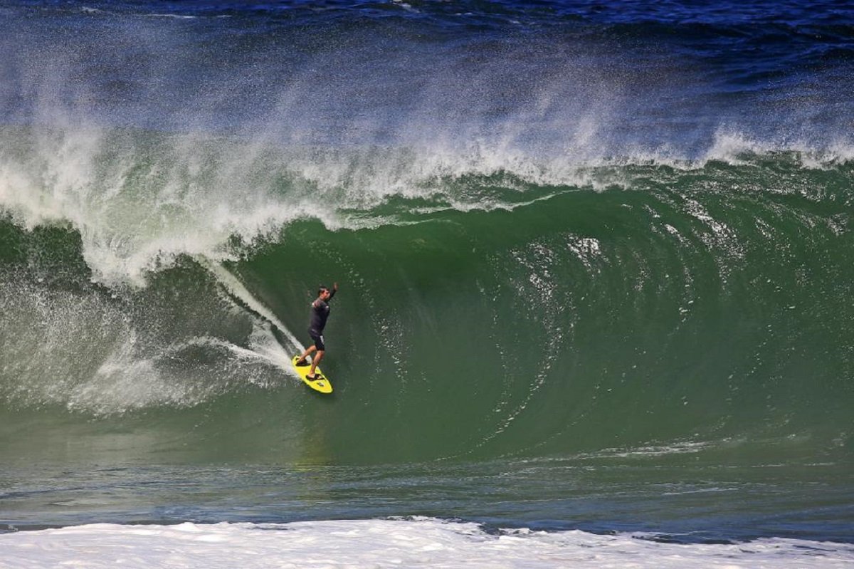 Itacoatiara Big Wave 2023 tem primeira chamada prevista para este sábado (15)