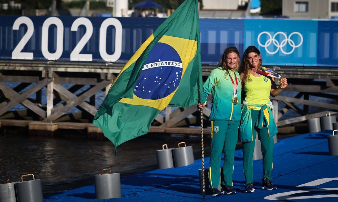 Martine e Kahena brilham em evento-teste e garantem a prata rumo a Paris 2024