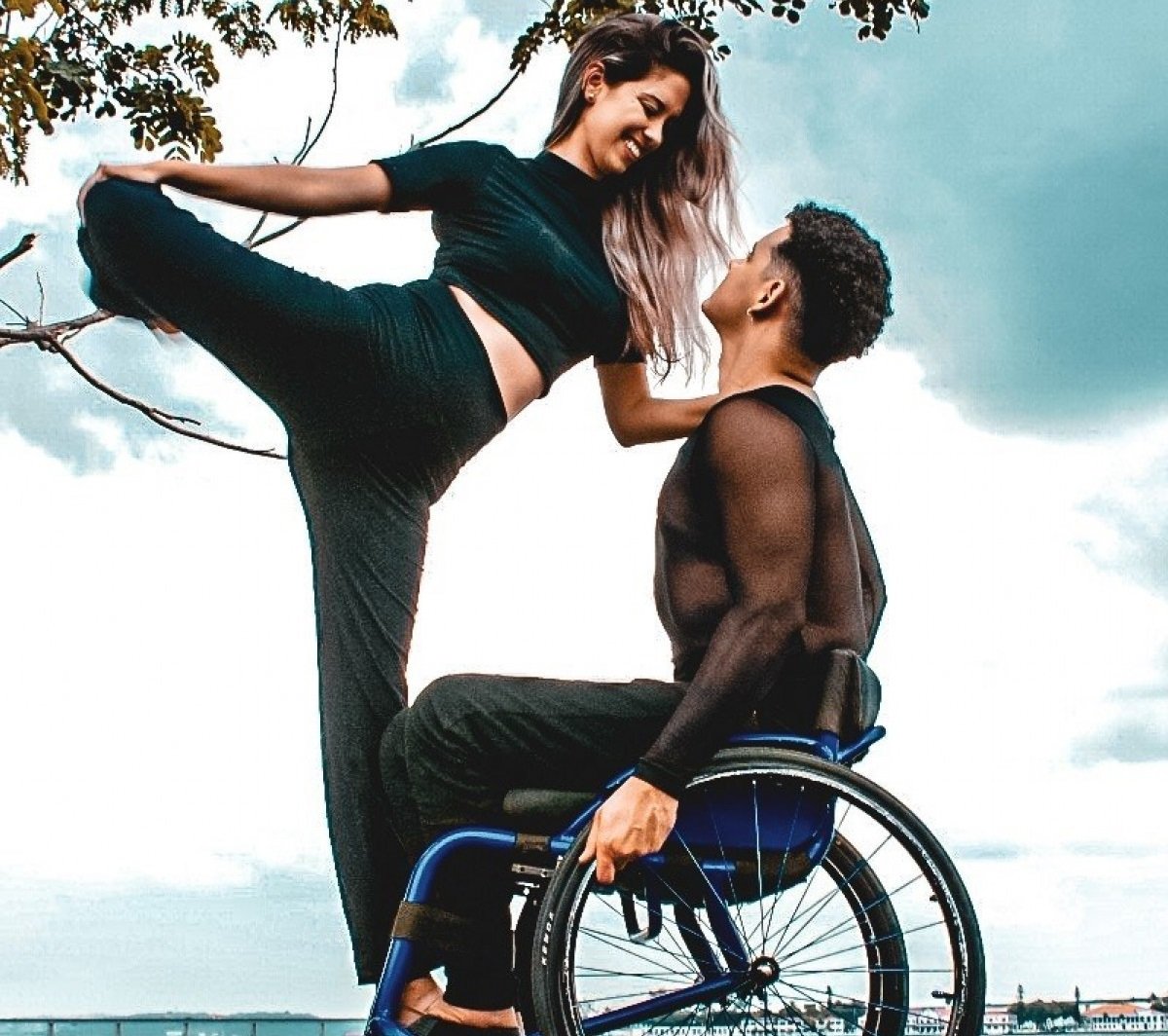 O Grupo Inclusivo Expressar apresenta o espetáculo de dança “Relações”