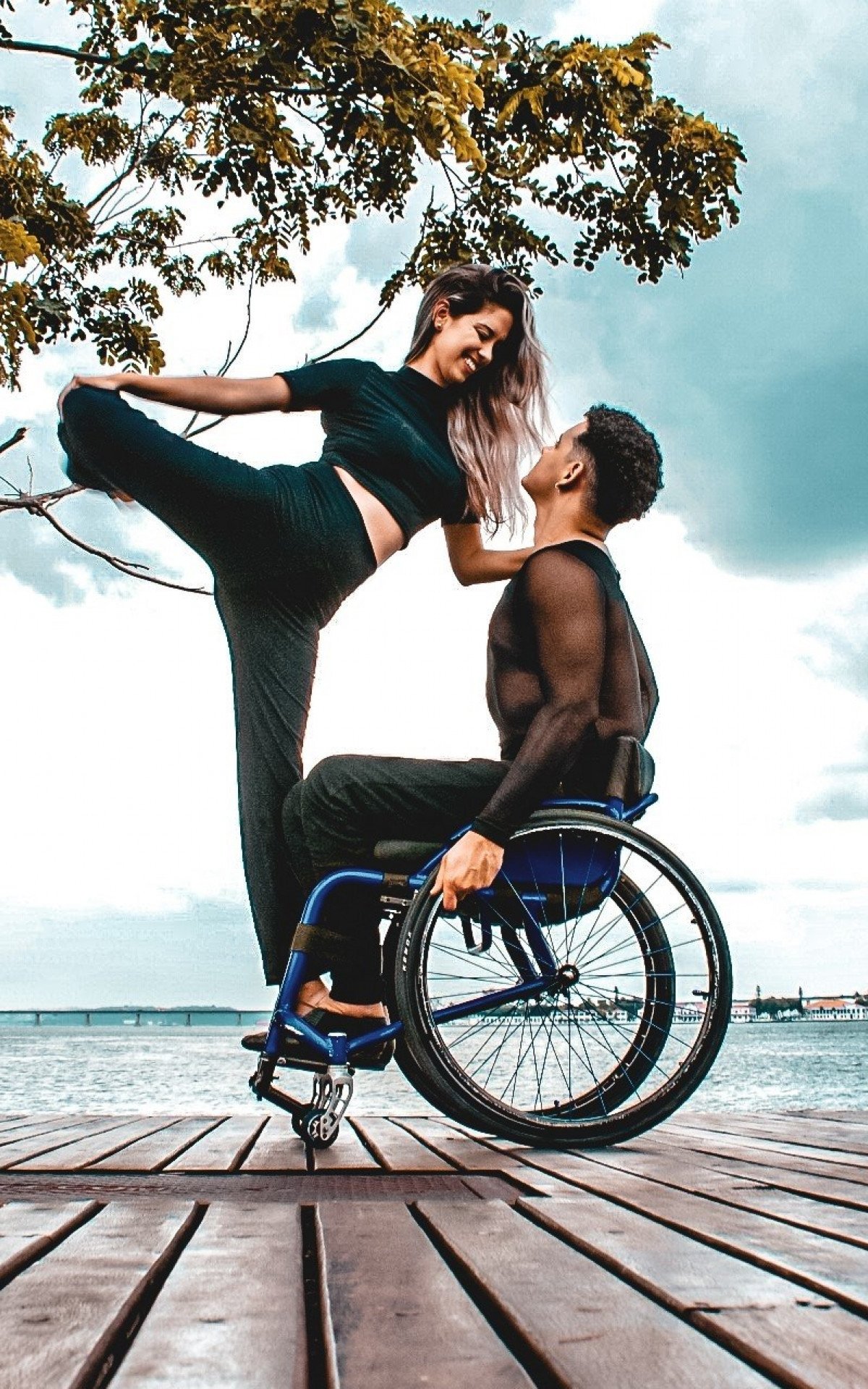 O Grupo Inclusivo Expressar apresenta o espetáculo de dança “Relações”