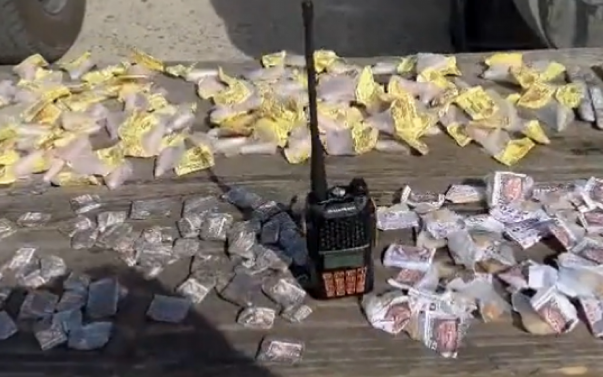 PM prende suspeito em posse de 400 pedras de crack