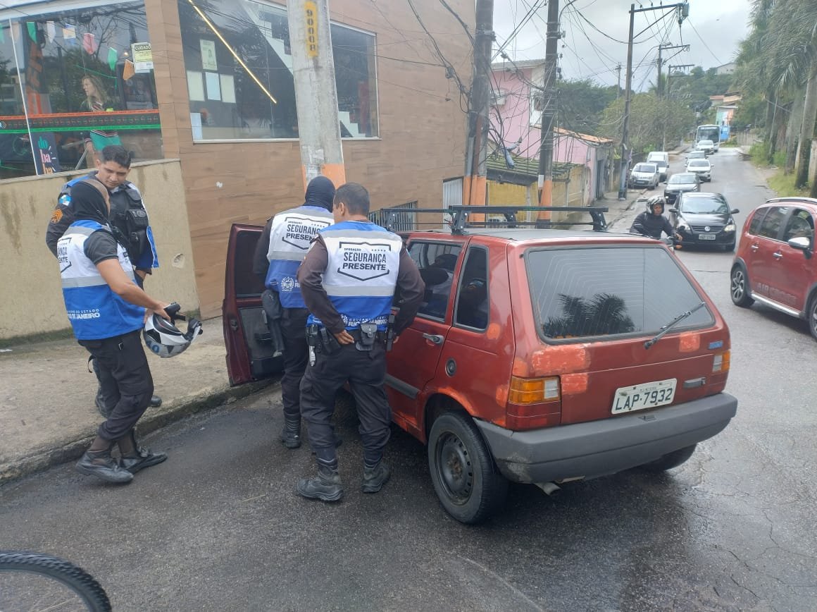 Polícia faz "ligação direta" com o CISP e prende gatuno de carro