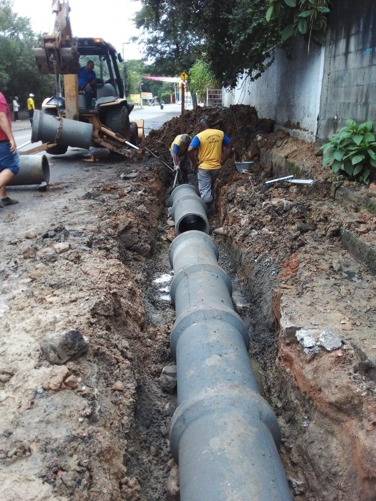 Prefeitura de Niterói faz obras de drenagem em Várzea das Moças