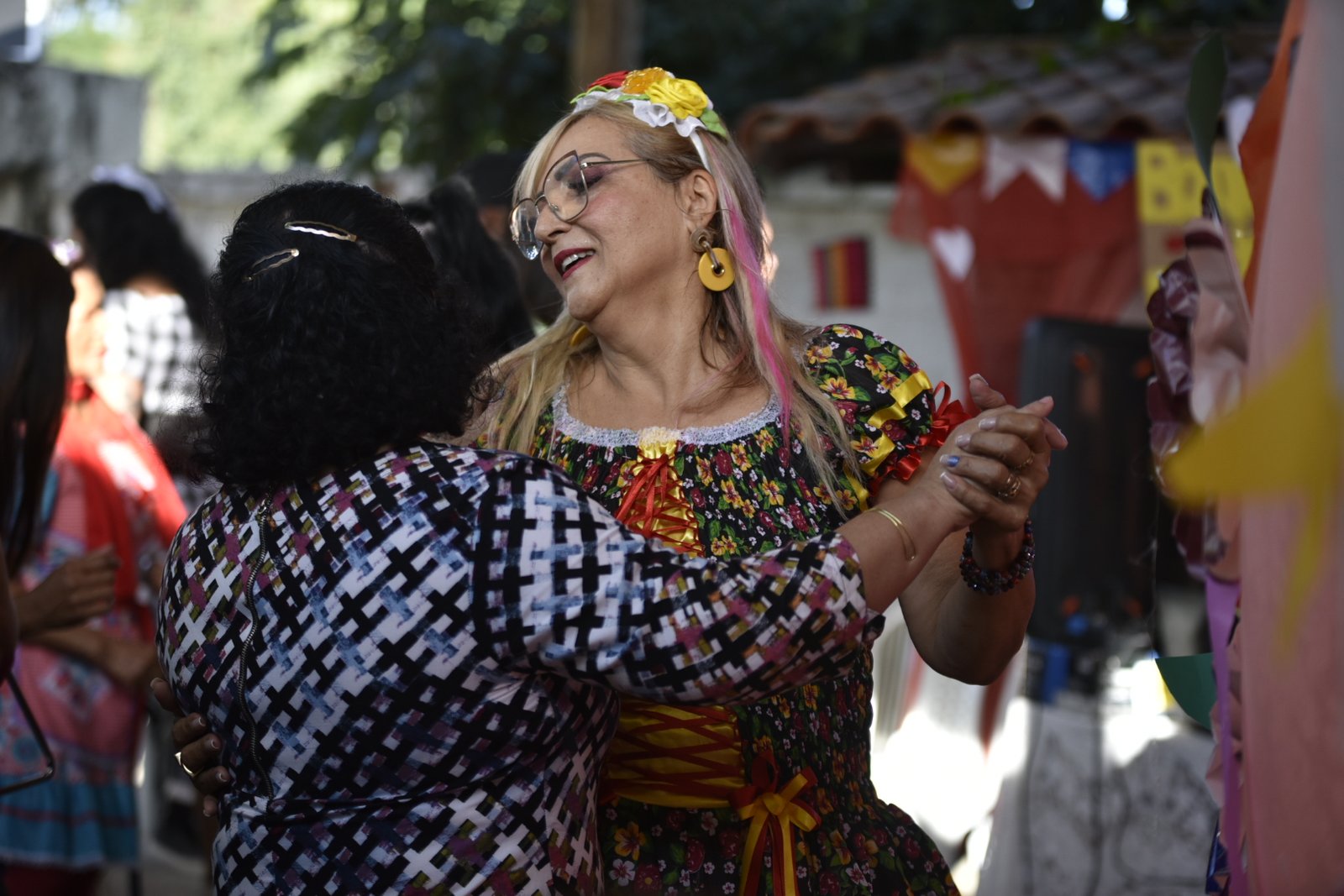 Terceira Idade promove festa julina em Santa Paula