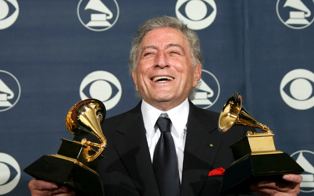 Tony Bennett, ícone da música nos EUA, falece aos 96 anos