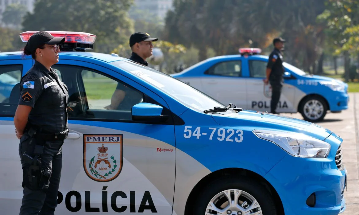 Três homens mortos em confronto com a polícia na Vila Kennedy