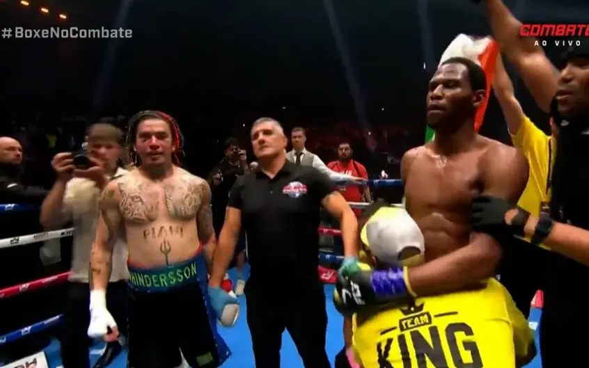Whindersson Nunes sofre derrota para King Kenny em luta de alto nível
