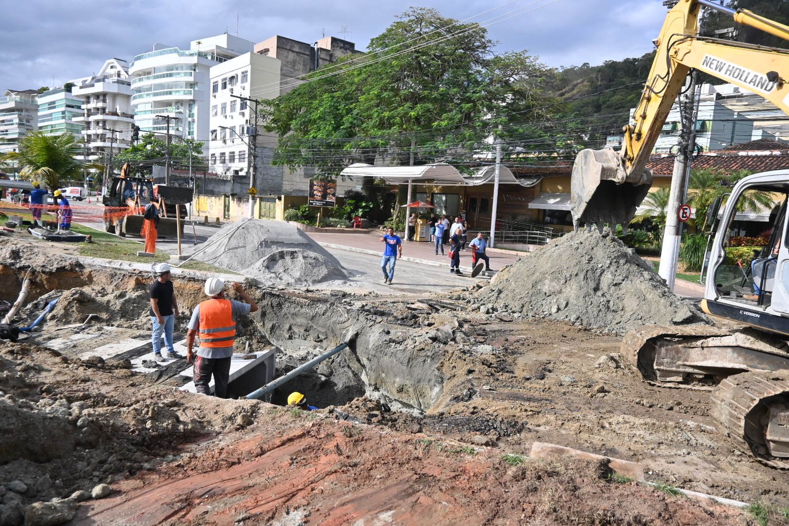 Niterói-Barra da Tijuca: 1001 esconde o jogo - Folha do Leste