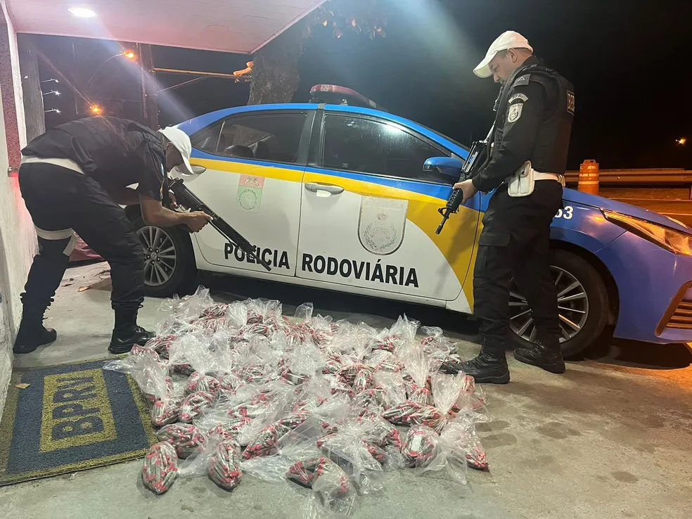 Rio Bonito: Polícia apreende 53 kg de maconha