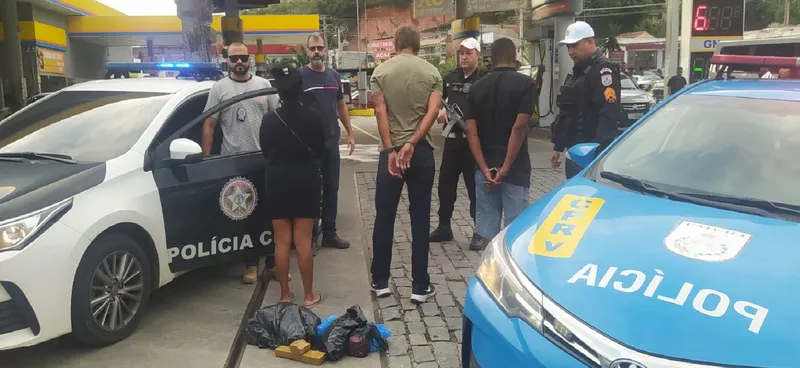 Casal é preso por tráfico de drogas em Saquarema