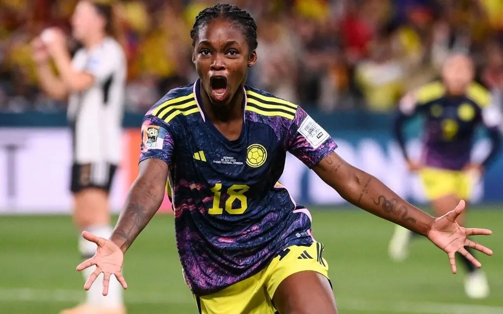Colômbia e Jamaica se enfrentam pela Copa do Mundo