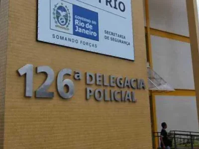 Dois jovens são presos por tráfico de drogas em São Pedro da Aldeia