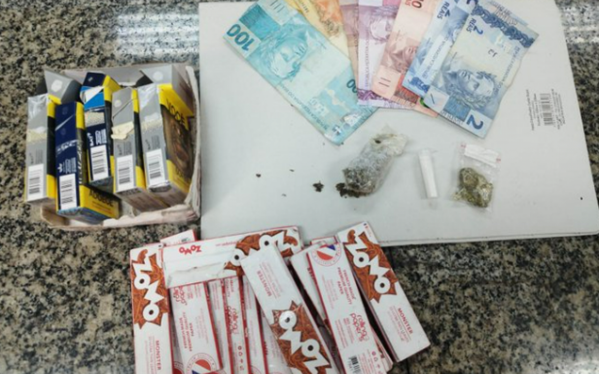 Homem é preso por tráfico de drogas em Copacabana