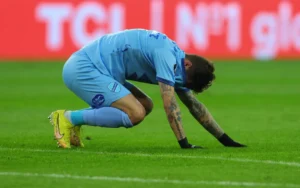 Jogo entre Inter e Bolívar na Libertadores é paralisado por gás de pimenta