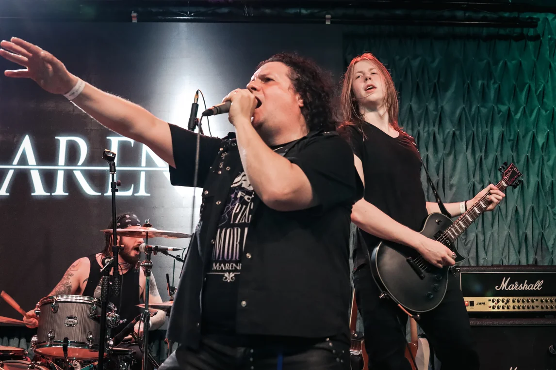 Marenna e Danny Vaughn transformaram Curitiba na capital do hard rock