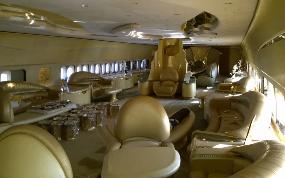 Neymar chega à Arábia Saudita em avião de R$ 1 bilhão