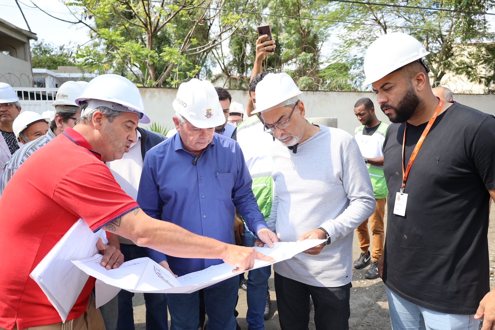 Prefeitura de Niterói realiza obras de infraestrutura em Maria Paula