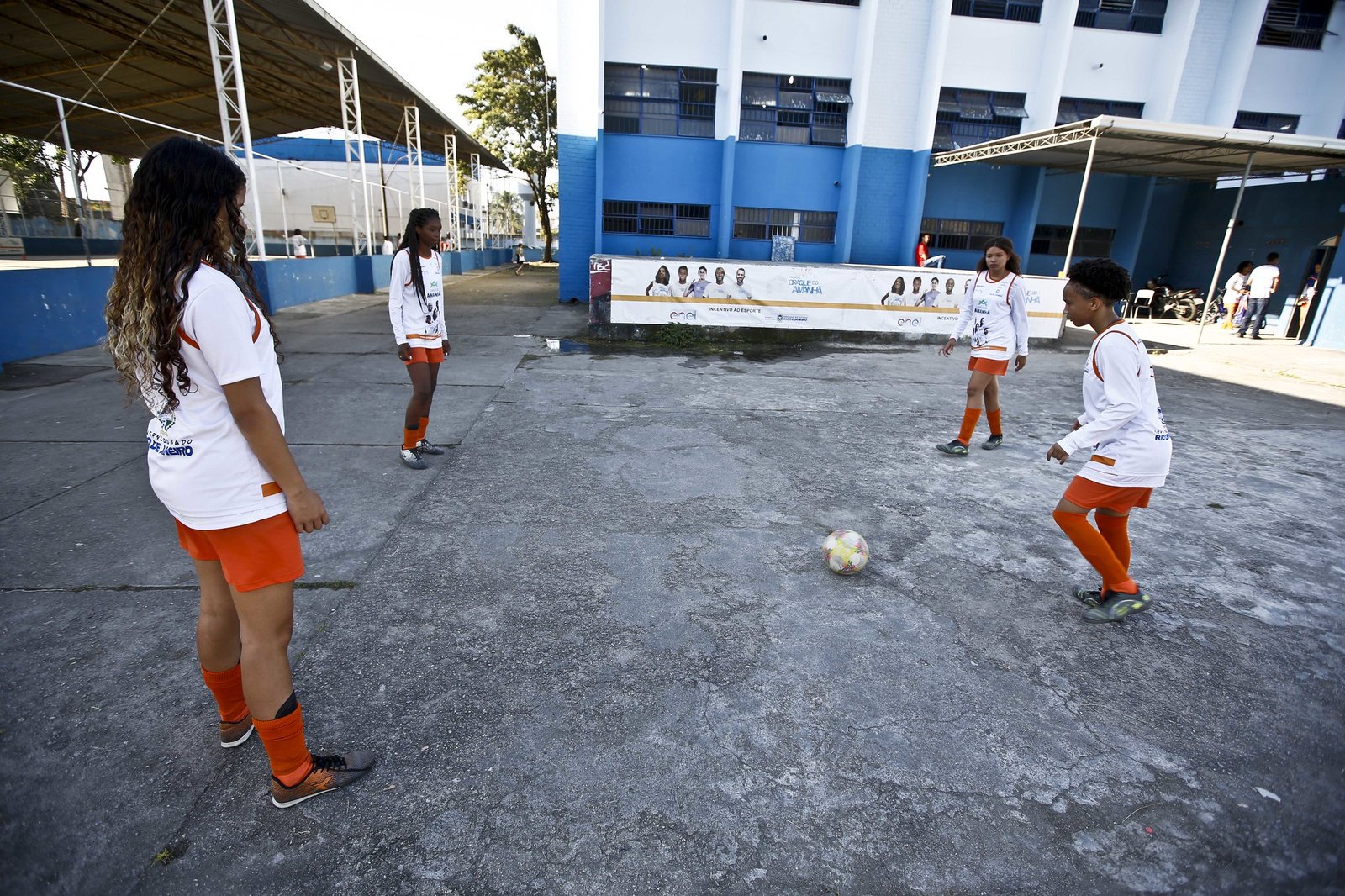 Projeto Craque do Amanhã incentiva o futebol feminino no estado