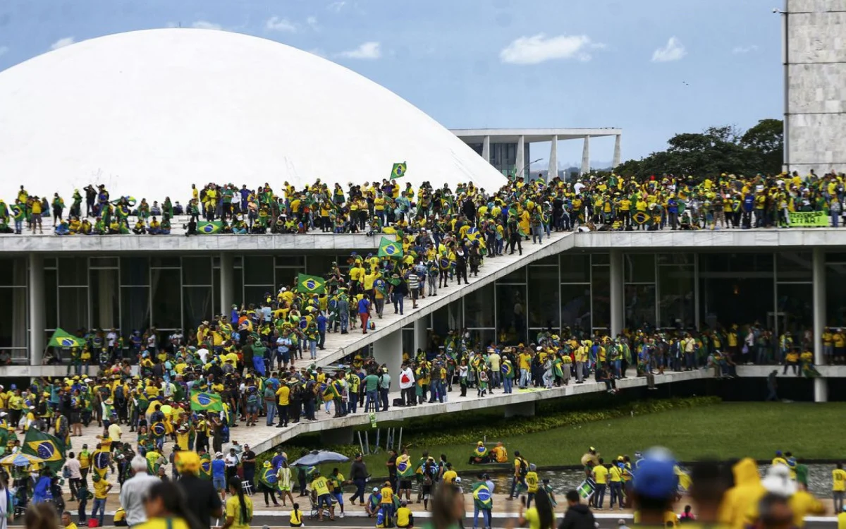 STF inicia julgamentos sobre 8 de janeiro em setembro