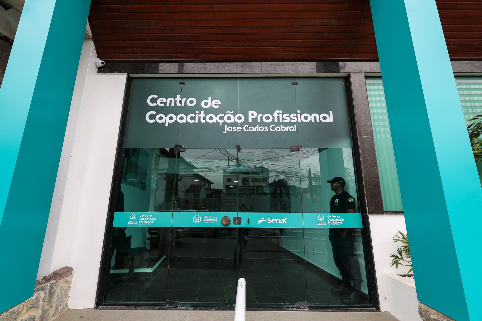 Saquarema inaugura novo Centro de Capacitação Profissional em Bacaxá