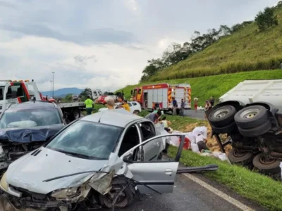 Acidente grave deixa pelo menos sete feridos em rodovia