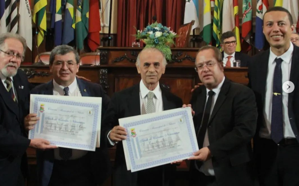 Câmara Municipal de Niterói homenageia dois juristas renomados