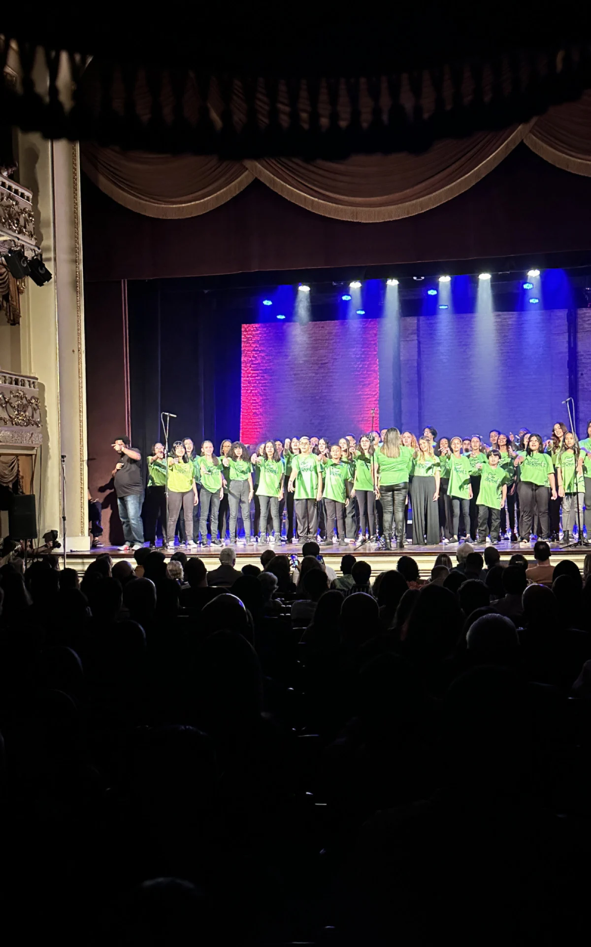 Coro Aprendiz Musical encanta público na Sala de Cultura Leila Diniz