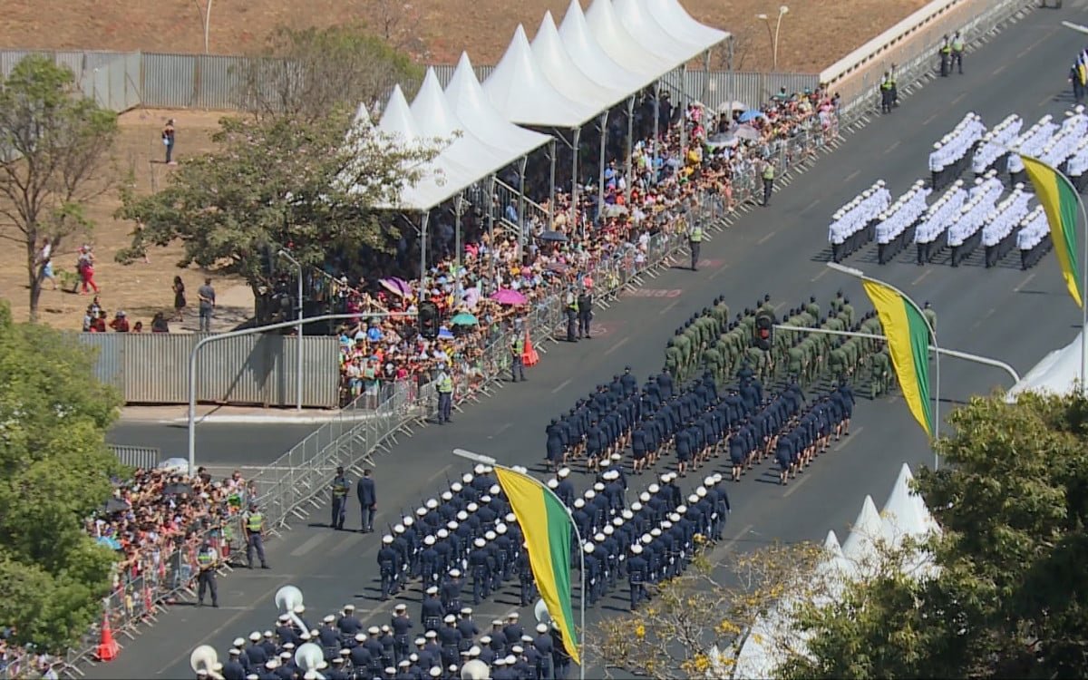 Desfile do 7 de setembro deve reunir multidão em Brasília