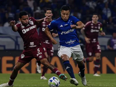 Fluminense e Cruzeiro duelam pelo Brasileirão