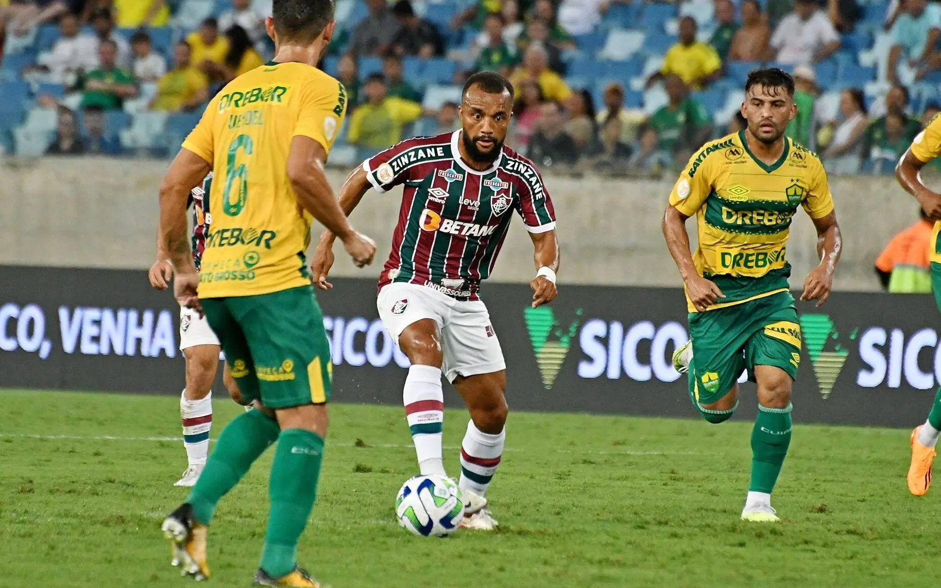 Fluminense perde de forma vergonhosa para o Cuiabá